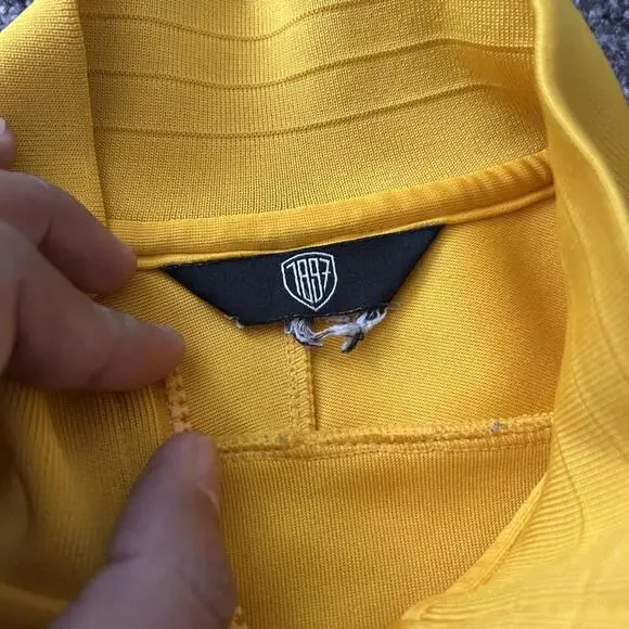 Nike Juventus Yellow Track Jacket Men's Windbreaker - Picture 3 of 7